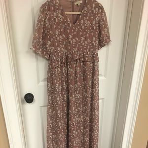Mauve maxi dress with cream flowers